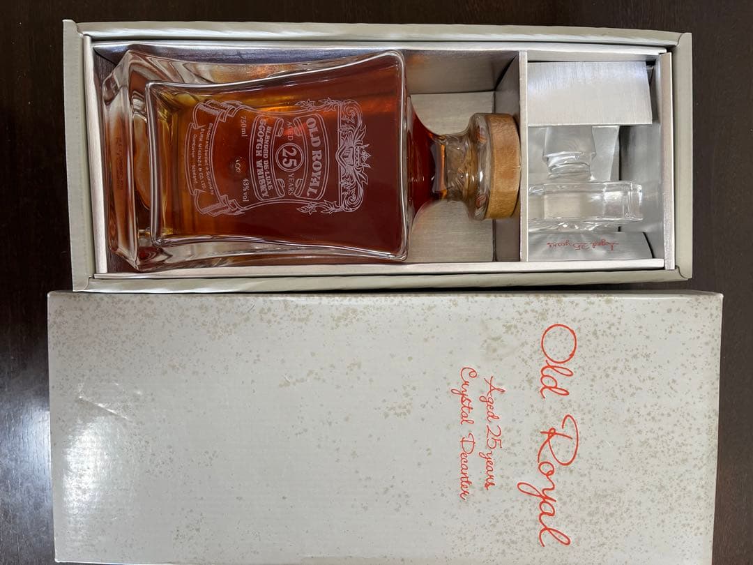 オールドロイヤル　スコッチウイスキー　25年750ml