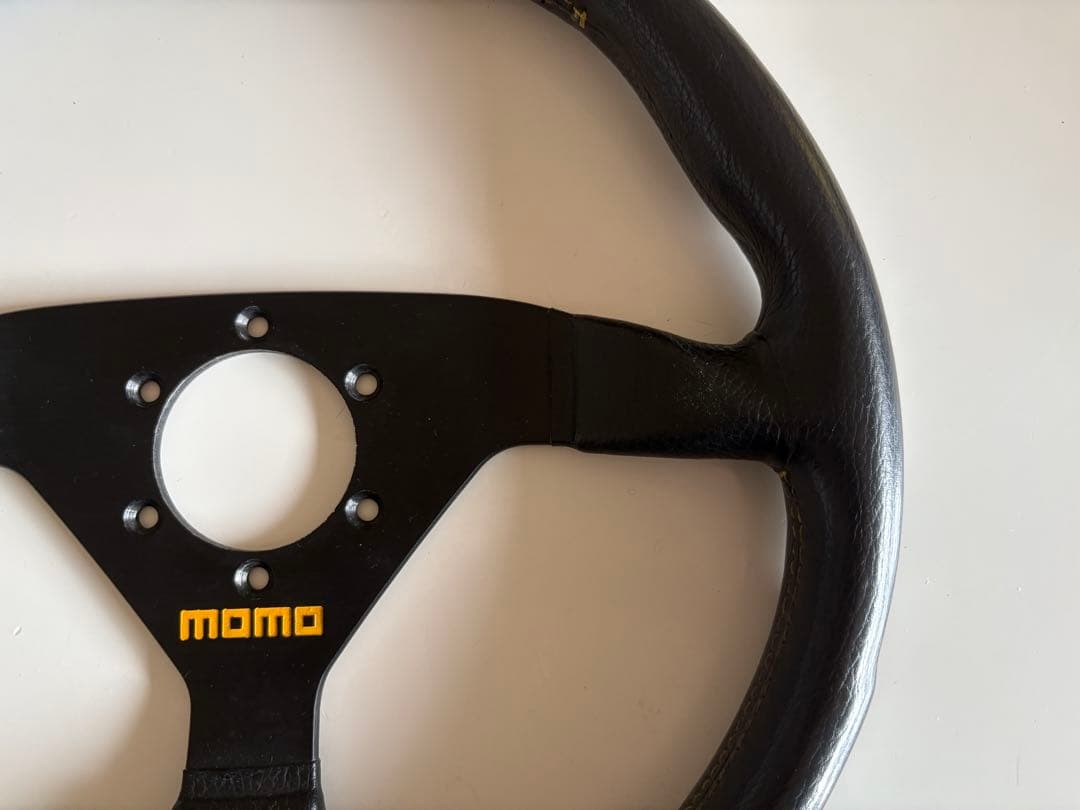 momoステアリング VELOCE RACING V35 KBA70068