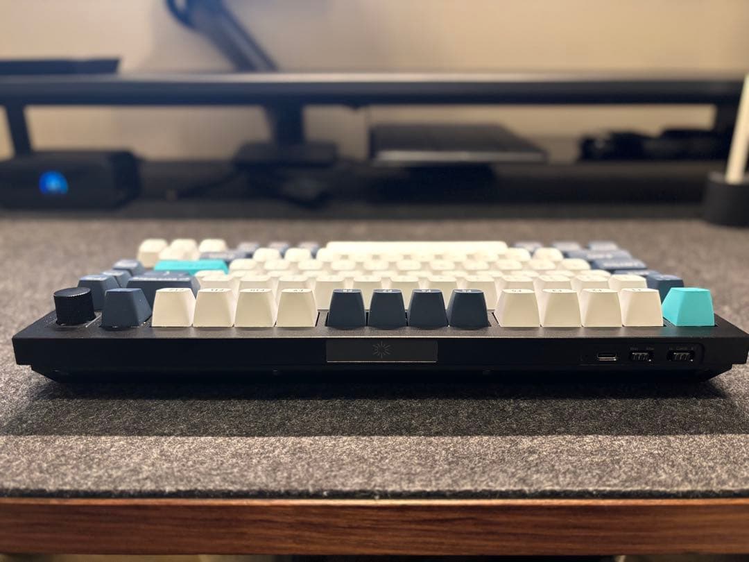 Keychron Q1 Max QMK/VIA（US ANSI 配列）茶軸