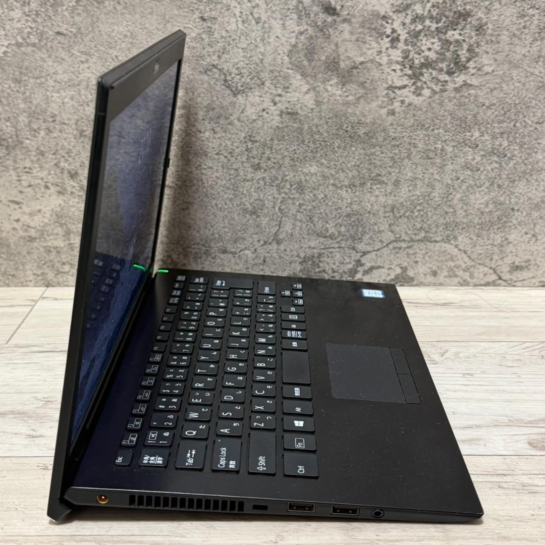 ★VAIO★ 第8世代Core i5 SSD256GB 8GBノートパソコン