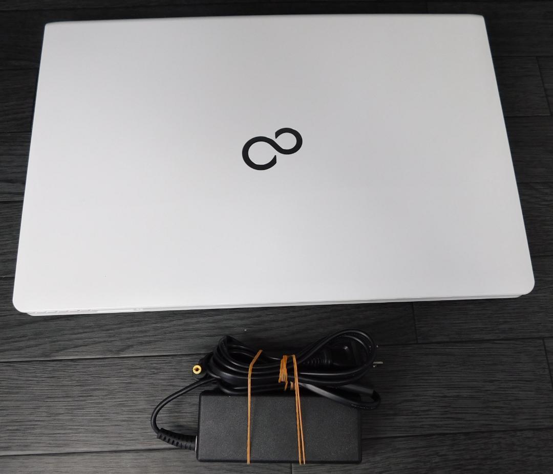 ■Windows11 25H2■Corei7■SSD■富士通ノートパソコン■19