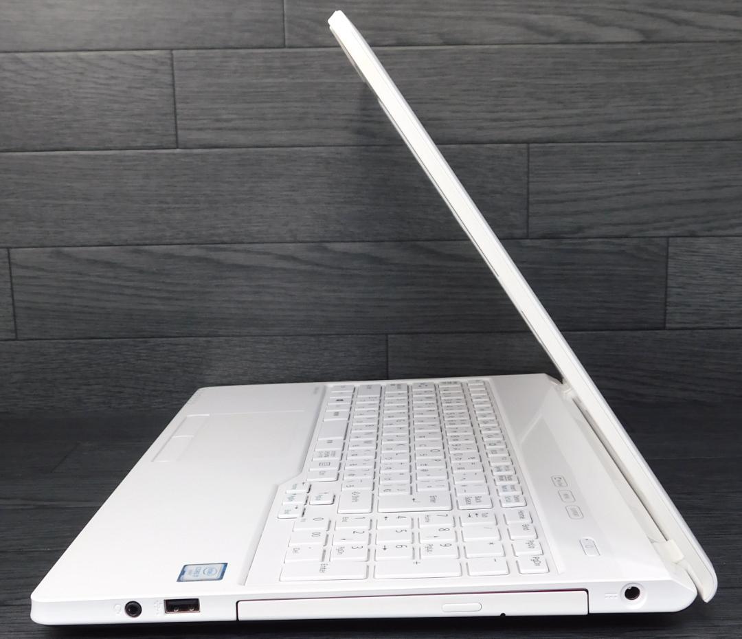 ■Windows11 25H2■Corei7■SSD■富士通ノートパソコン■19