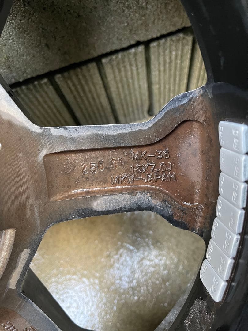 デリカD5 タイヤホイールセット　235/70r16 MK-36