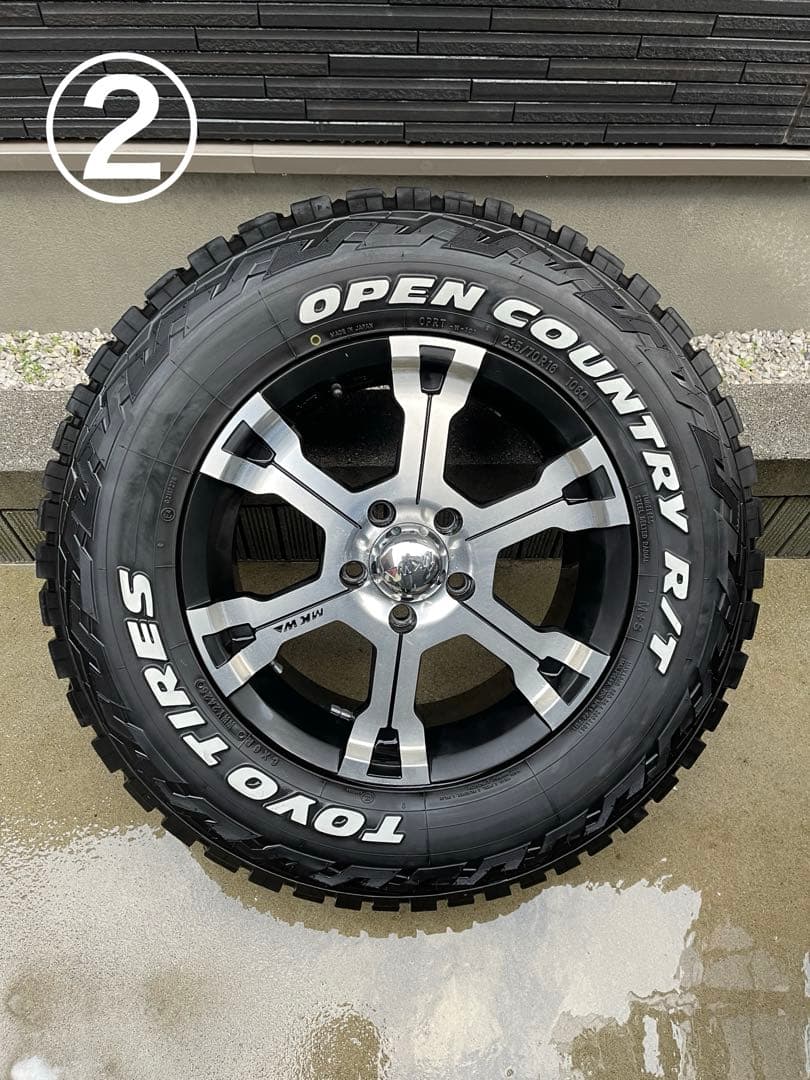 デリカD5 タイヤホイールセット　235/70r16 MK-36