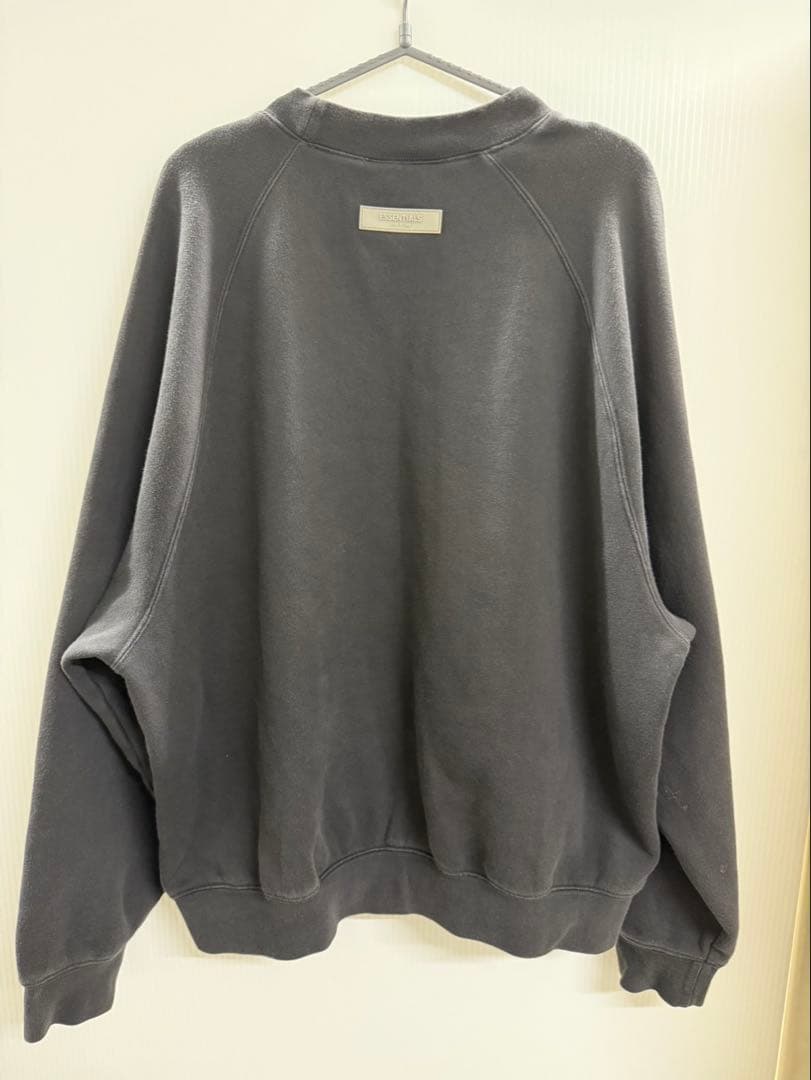 D*3様 ESSENTIALS トレーナー