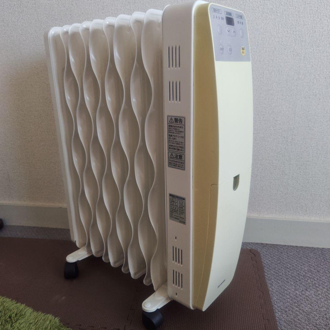 2018年製　アイリスオーヤマ　ウェーブ型　オイルヒーター