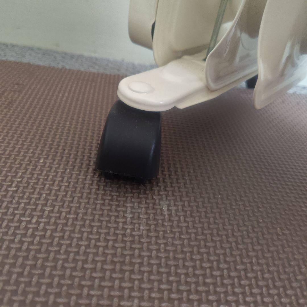 2018年製　アイリスオーヤマ　ウェーブ型　オイルヒーター