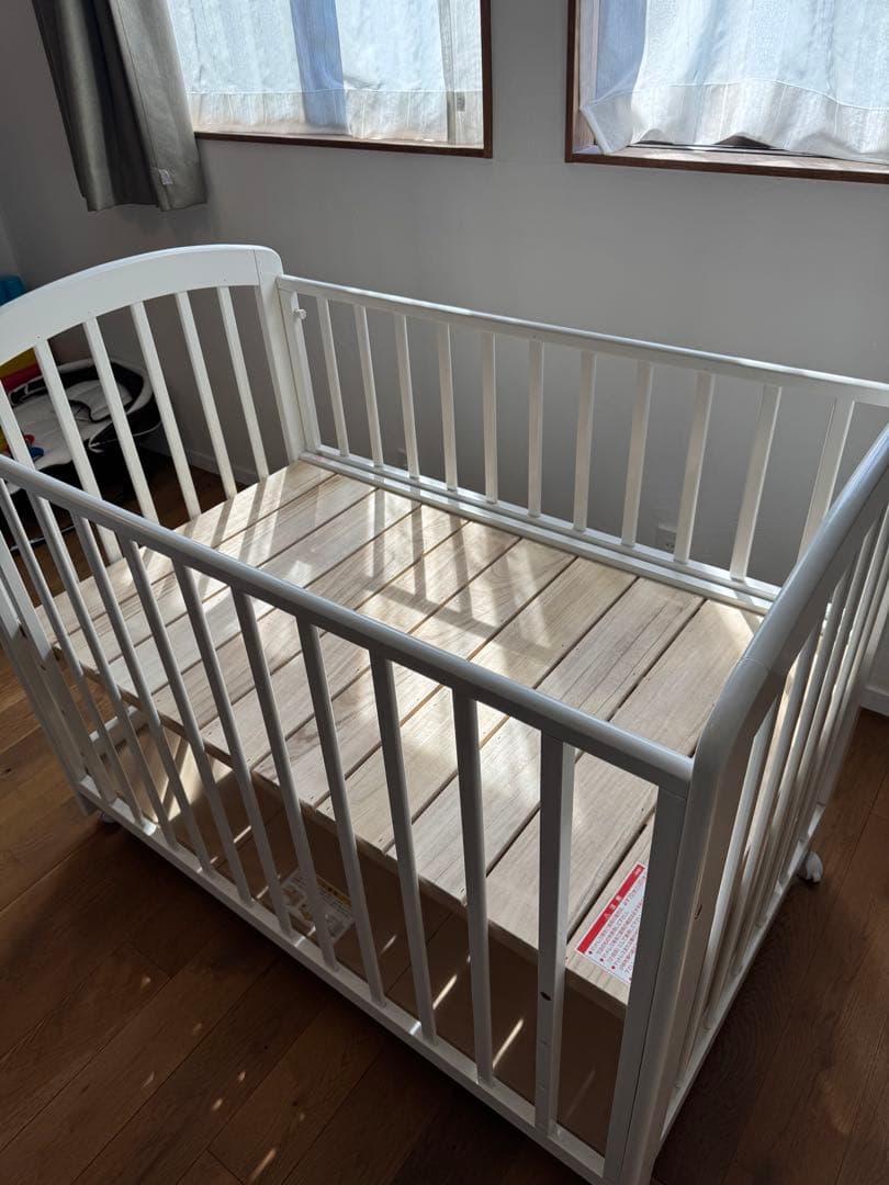 ベビーベッド　カトージ　KATOJI ホワイト　白