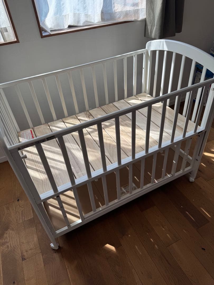 ベビーベッド　カトージ　KATOJI ホワイト　白