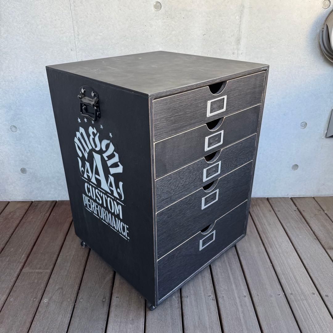 M&M カスタムパフォーマンス　木製5段収納ラック キャスター付き