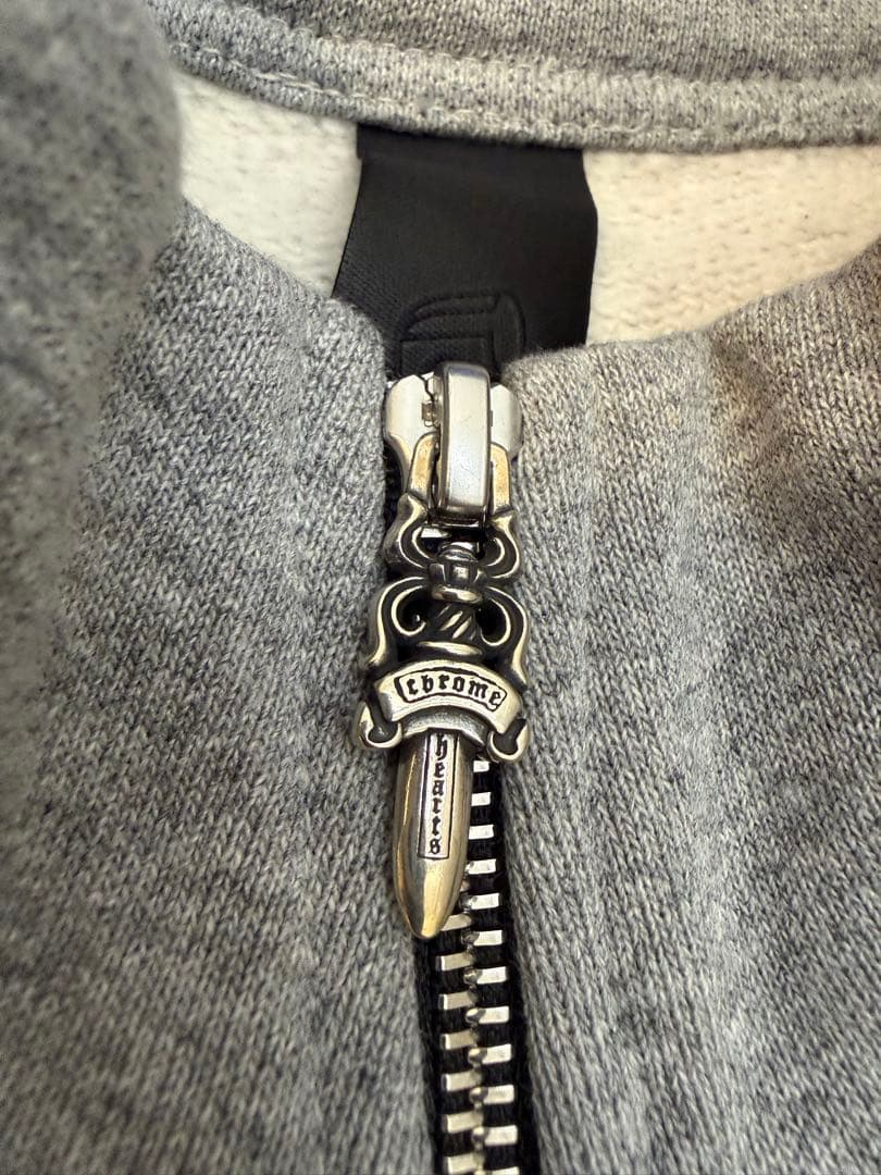 CHROME HEARTS ハーフジップ Y NOT クロスパッチ スウェット