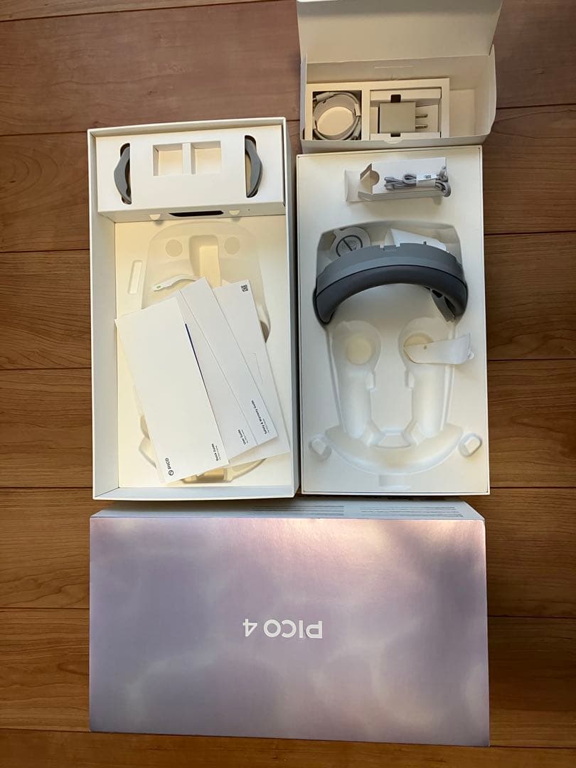 PICO 4 VRヘッドセット ホワイト