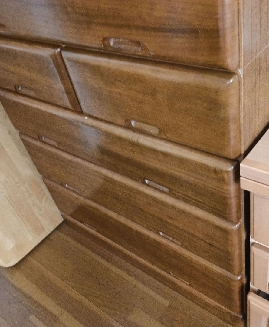 n*u様 アンティーク箪笥　ブラウン木製チェスト 9引き出し