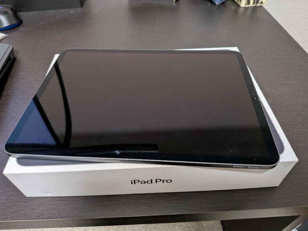 Apple iPad Pro 11インチ128GB 第2世代 キーボード付き