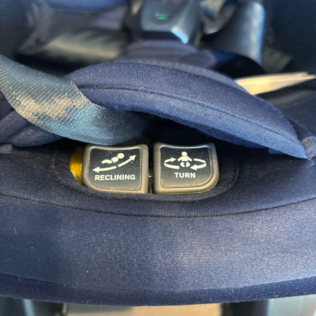 コンビ クルムーヴ スマート ISOFIX 360° 回転式 チャイルドシート