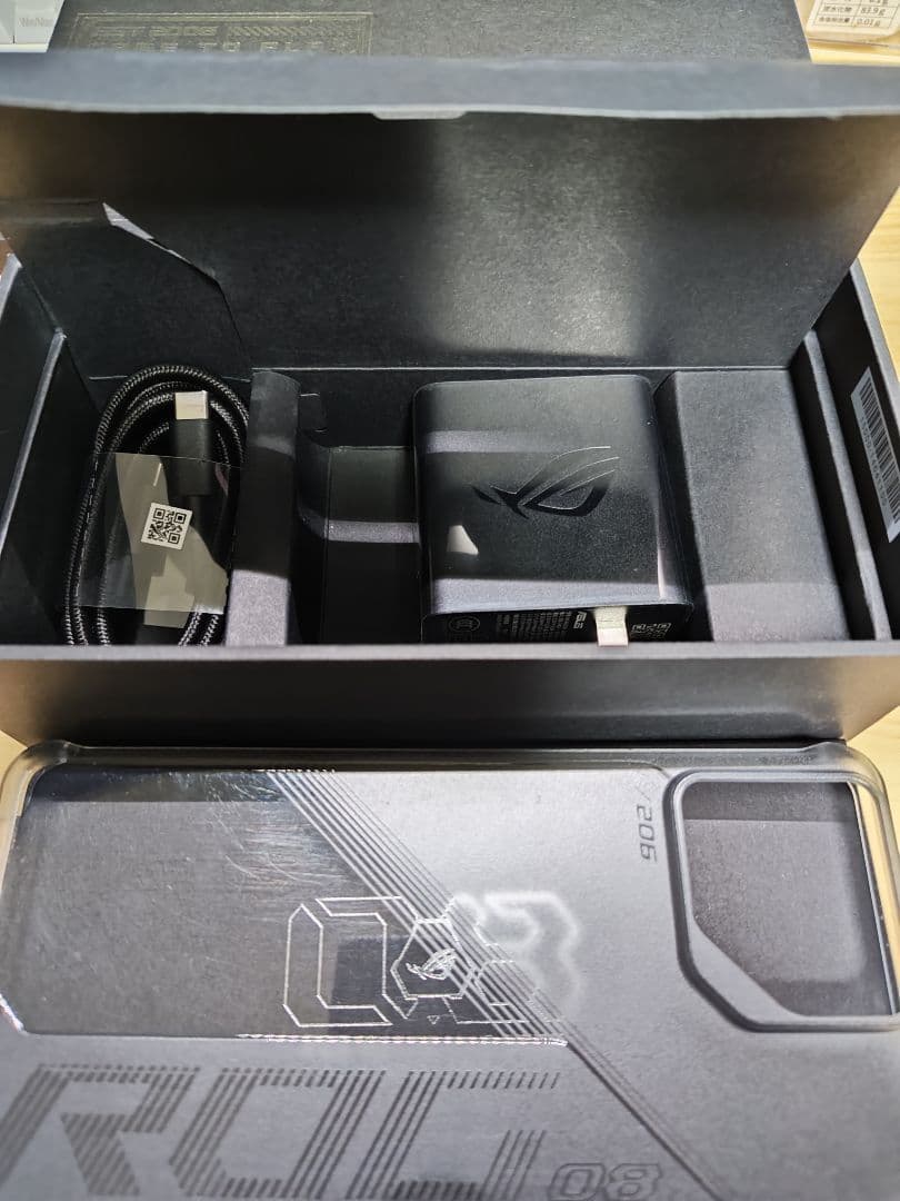 ASUS ROG Phone 8 グレー 箱付き