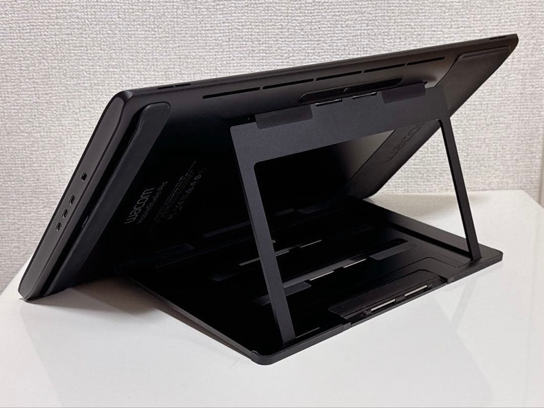 液タブ・ペンタブ WACOM MobileStudio Pro 13 DTH-W1320H