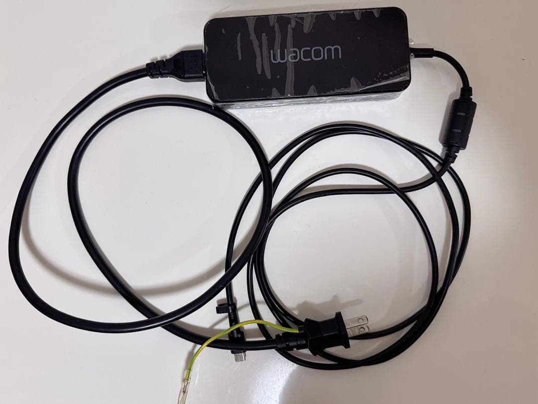 液タブ・ペンタブ WACOM MobileStudio Pro 13 DTH-W1320H