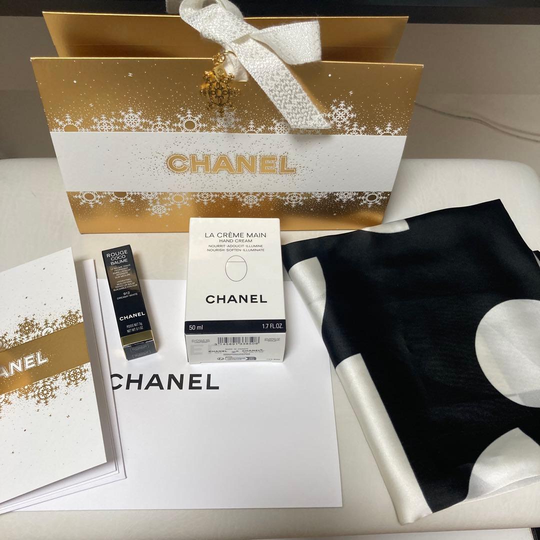 CHANEL ハンドクリームとリップのセット。 ギフトボックスなどおまけ付き