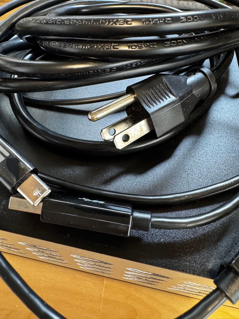 GLYPH STUDIO RAID 16TB 外付けRAIDハードドライブ