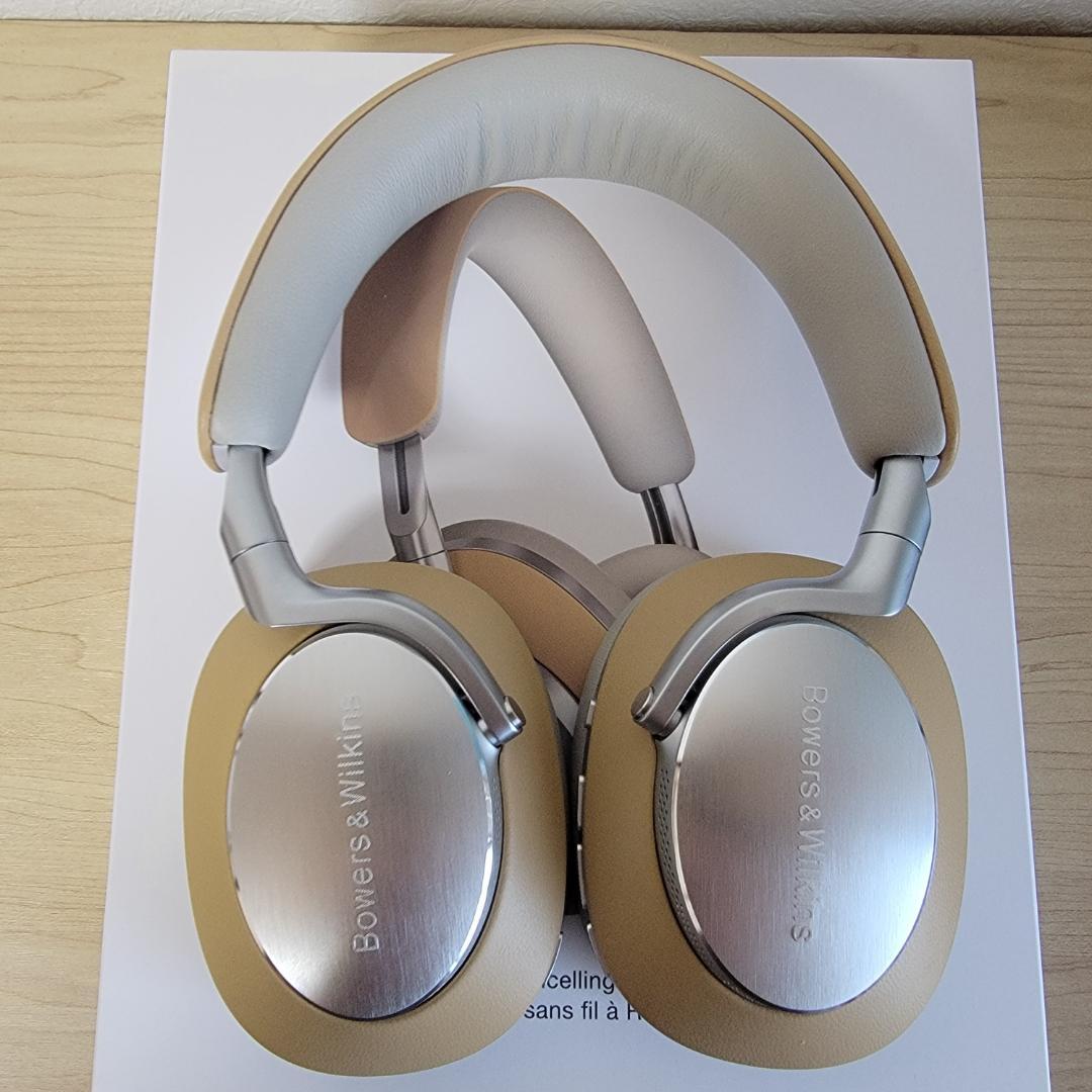 【ほぼ新品】Bowers & Wilkins Px8