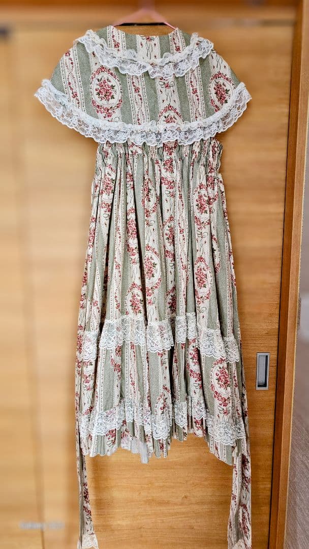 ★祝日割引★　メタモルフォーゼアンティークブーケジャンスカ