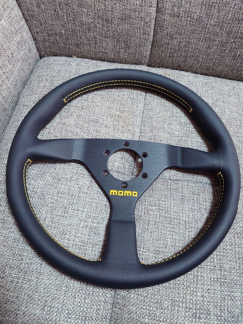 momo ベローチェ 350mm