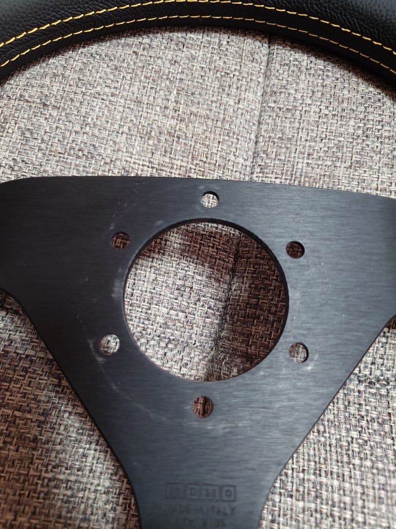 momo ベローチェ 350mm