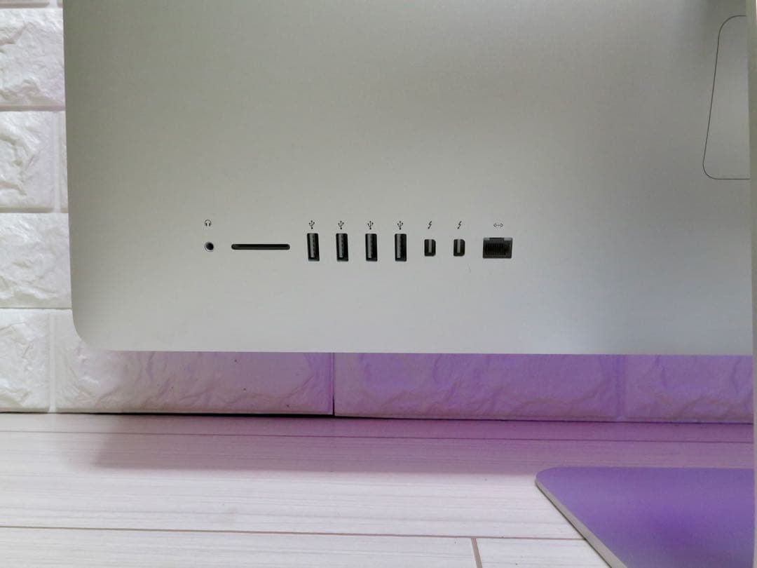 iMac 5K 27インチ　MK482J/A メモリ16GB FD2.12TB