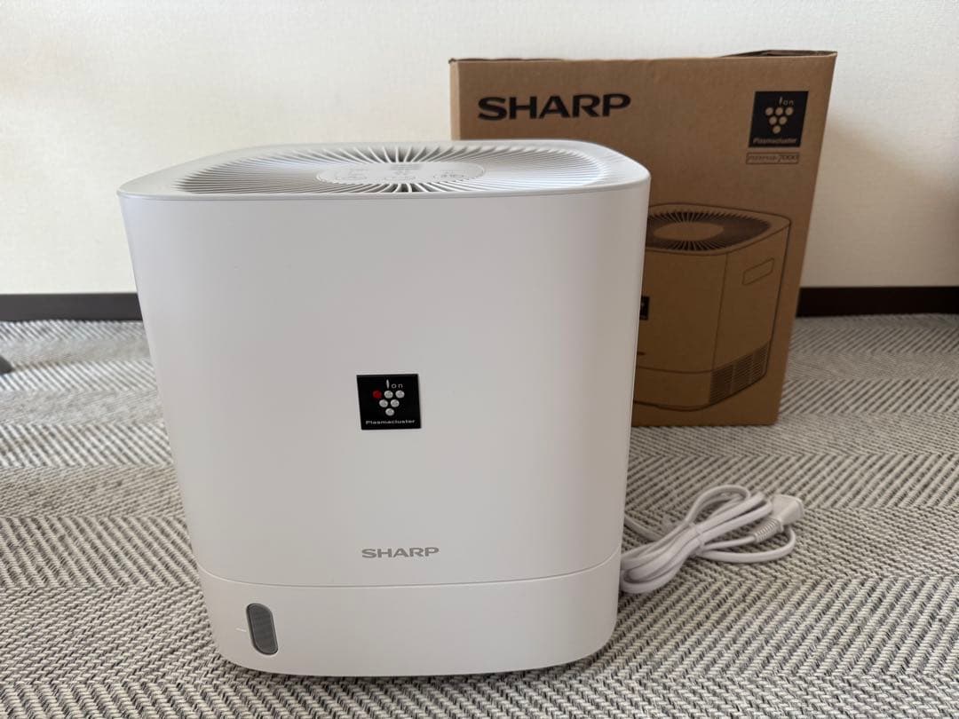 シャープ　除湿乾燥機　CV-R60-W