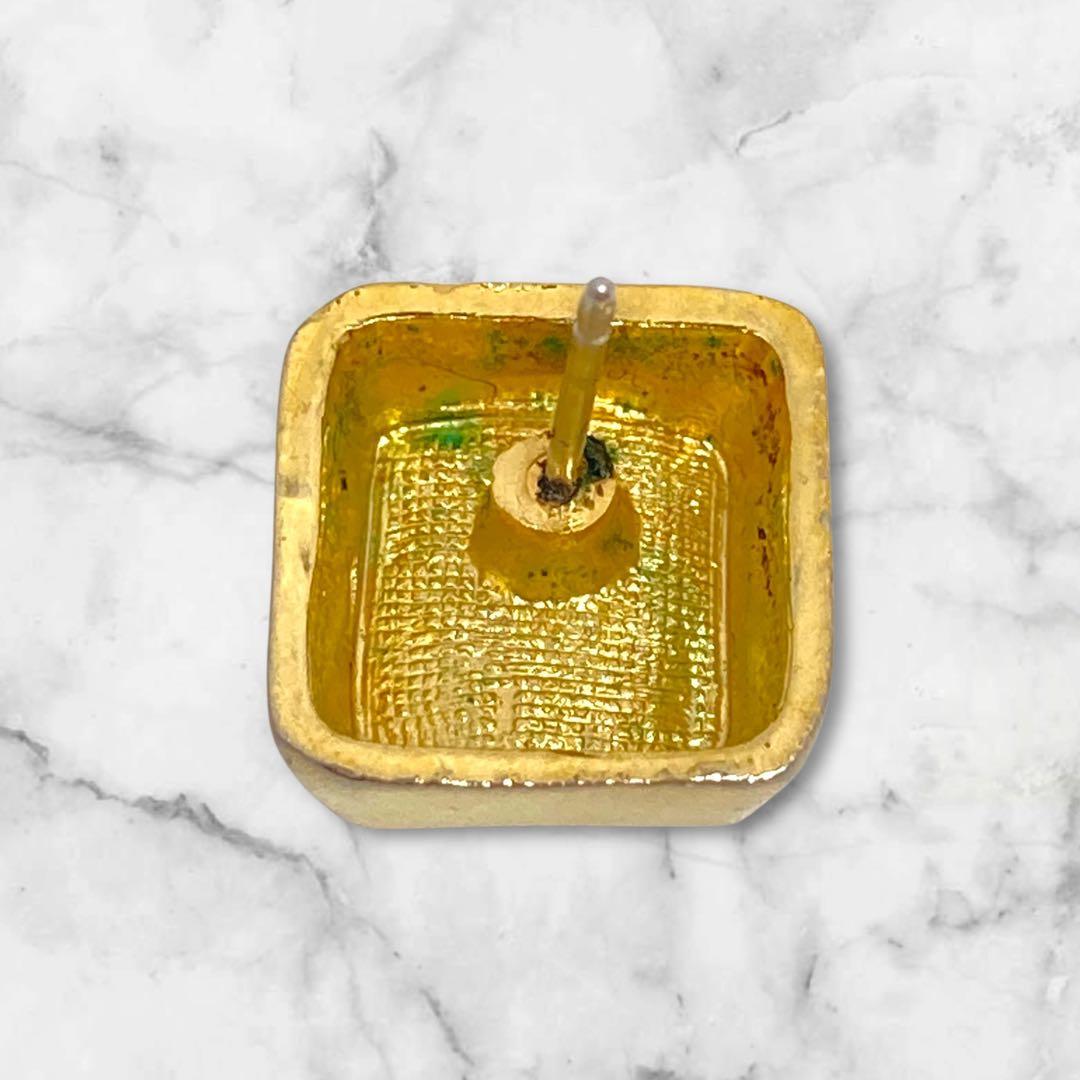 ヴィンテージ CHANEL ココマーク キューブ片耳 ピアス ゴールド 1-87