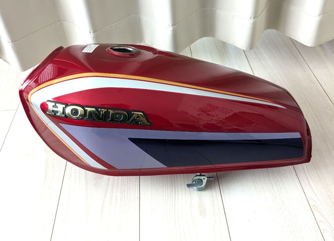 HONDA バイクタンク レッド