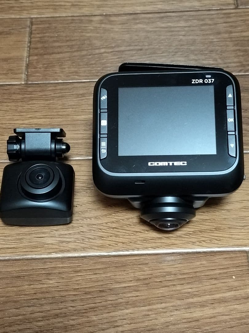 コムテック ZDR037 フロント360℃+リアカメラ ドライブレコーダー