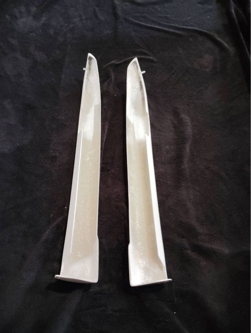 さ*様 200系　ハイエース　リアライナー　美品　070