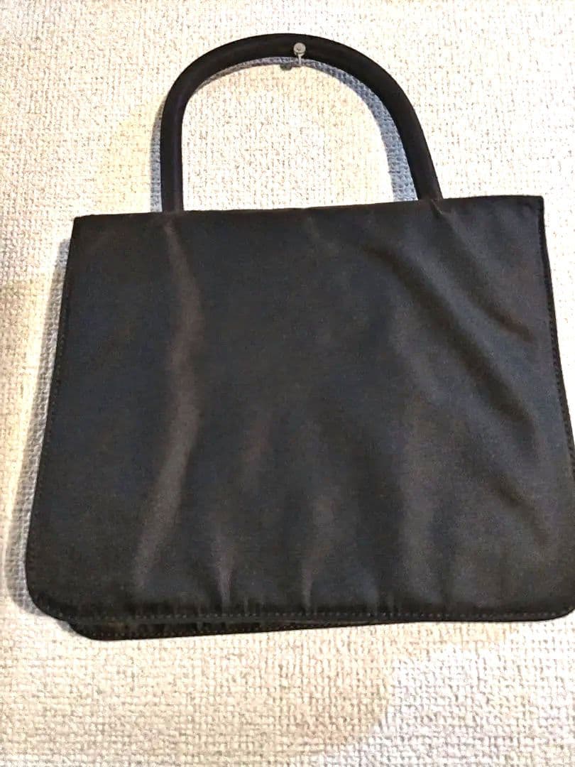 プラダPRADA 花装飾 パーティバッグ