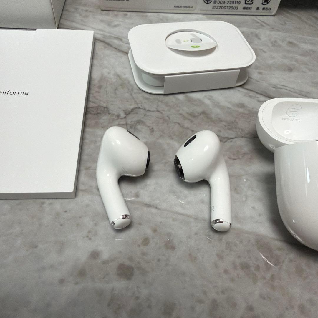 Apple AirPods Pro 第2世代 lightning端子ケース