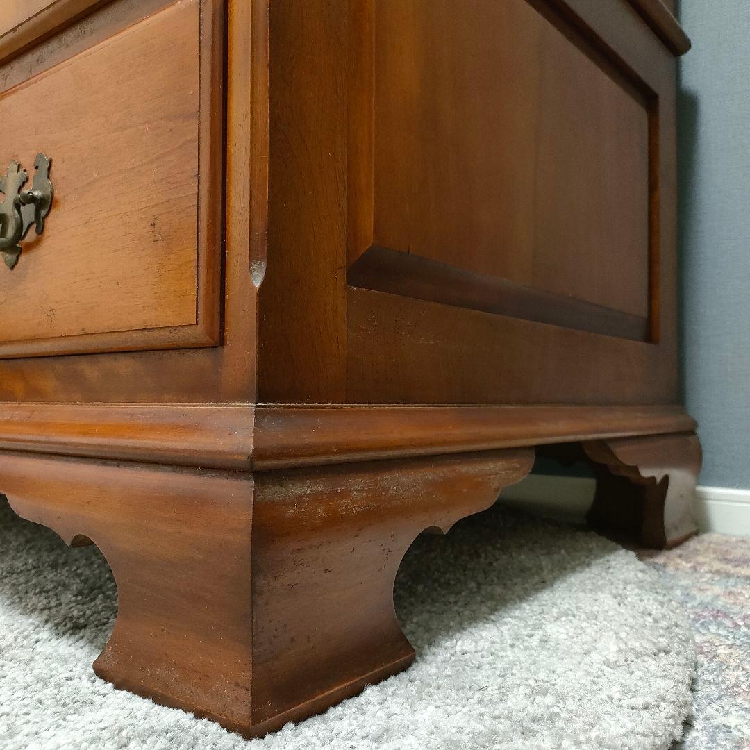 横浜ダニエル アンティーク ワードローブ