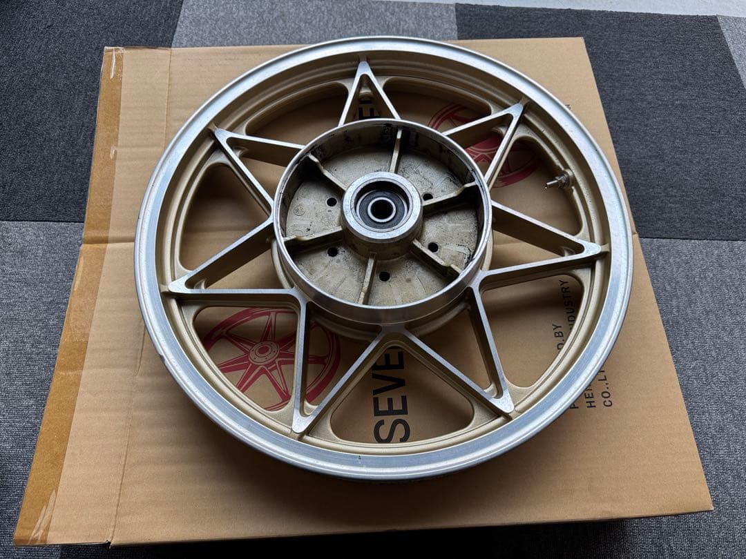 Z1 ホイール ゴールド キャスト　ダブルディスク