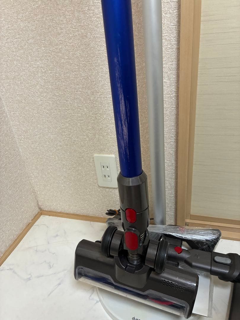 Dyson V11 SV14 スタンド付き 動作良好