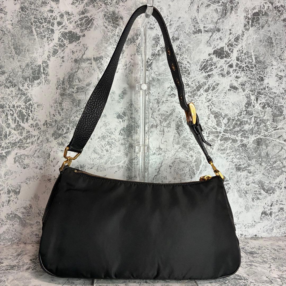 ✨PRADA✨　プラダ　ワンショルダーバッグ　ショルダーバッグ　ハンドバッグ　黒