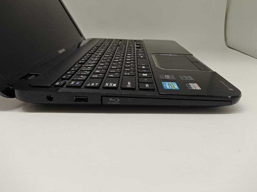 【東芝】爆速 Corei7/新品SSD256GB ノートパソコン 8GB F1