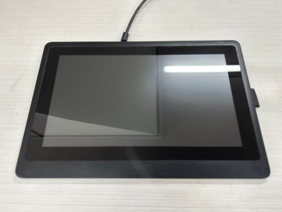 液タブ・ペンタブ Wacom cintiq16 DTK-1660