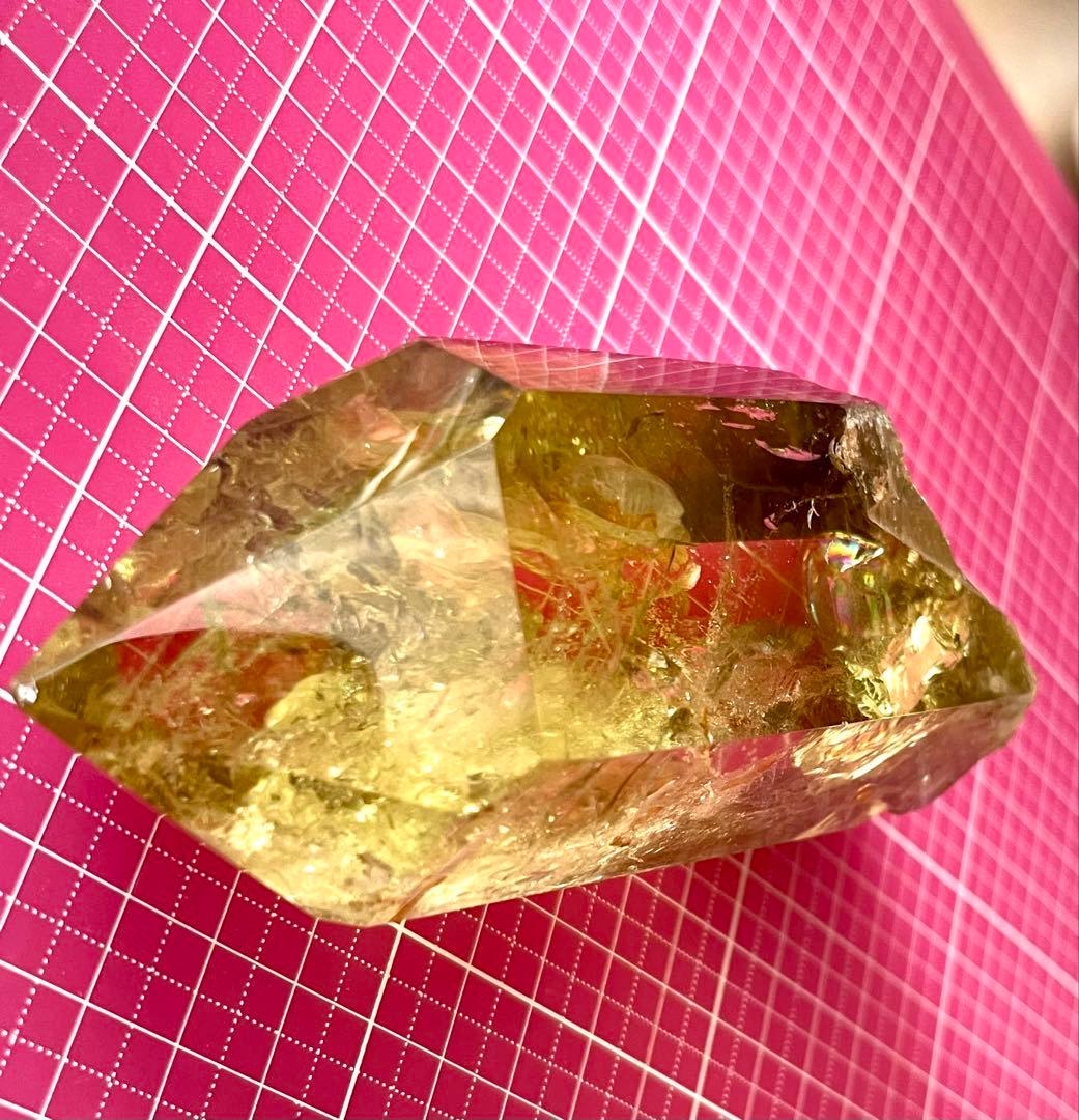 虹　透明感◎ ファントム　ずっしり重たいシトリン＊　天然石ポイント 85