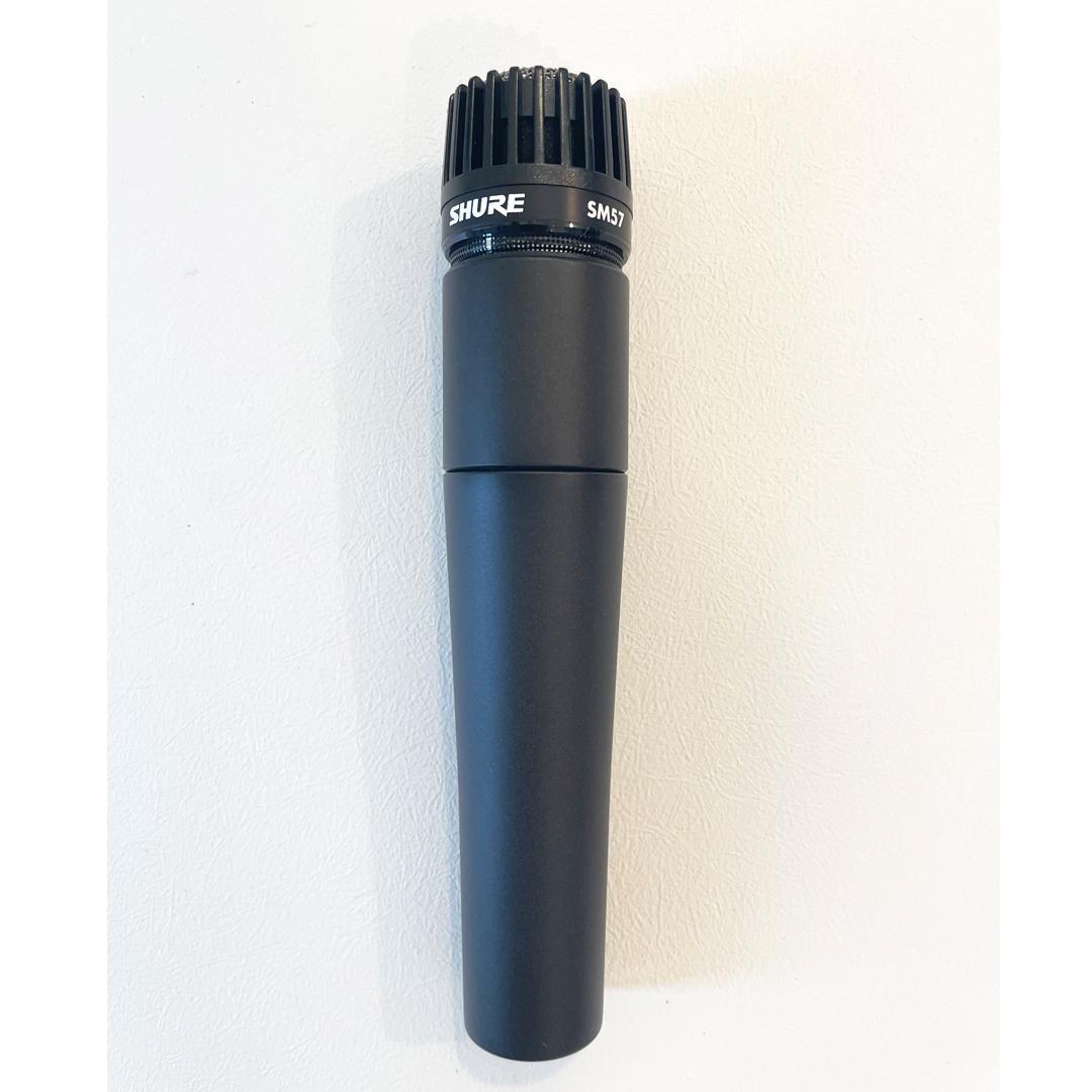 美品！　SHURE SM57 ダイナミックマイク 本体と付属品