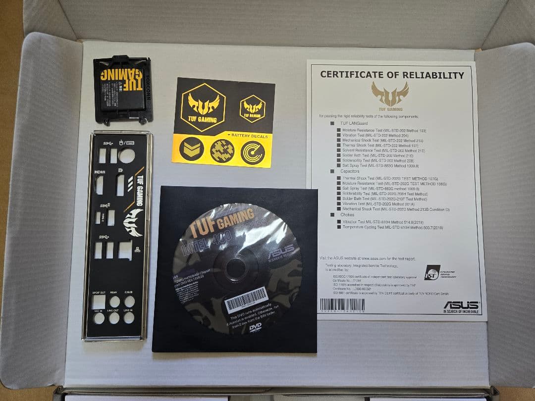 TUF GAMING Z490-PLUS マザーボード、CPU、メモリセット