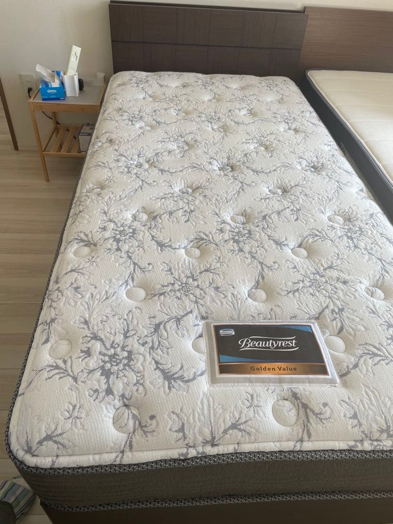 「最終金額」3/31シモンズマットレス　シングル　コンセント付きベッド　セット