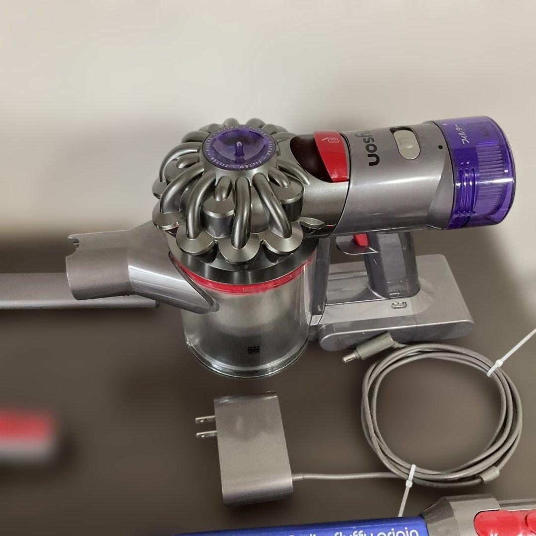 14. 『分解洗浄済み』動作確認済み　ダイソンDyson V8　SV10