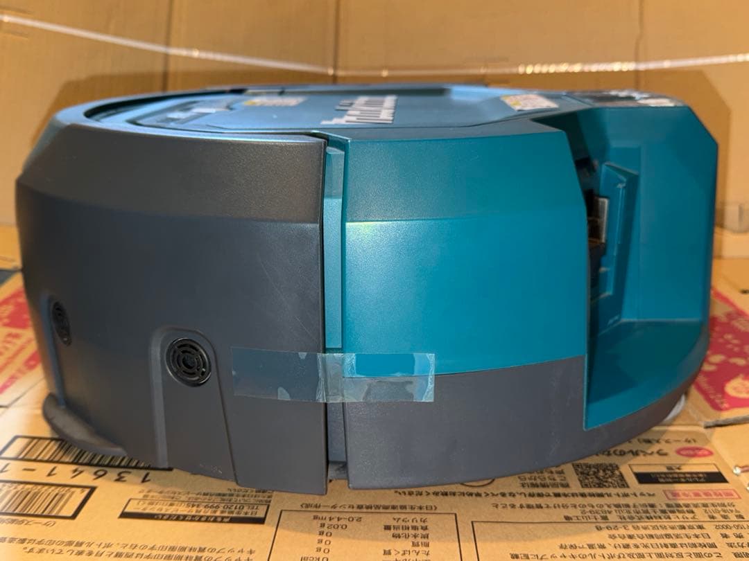 未使用　マキタ ロボットクリーナー RC200DZSP 付属品あり