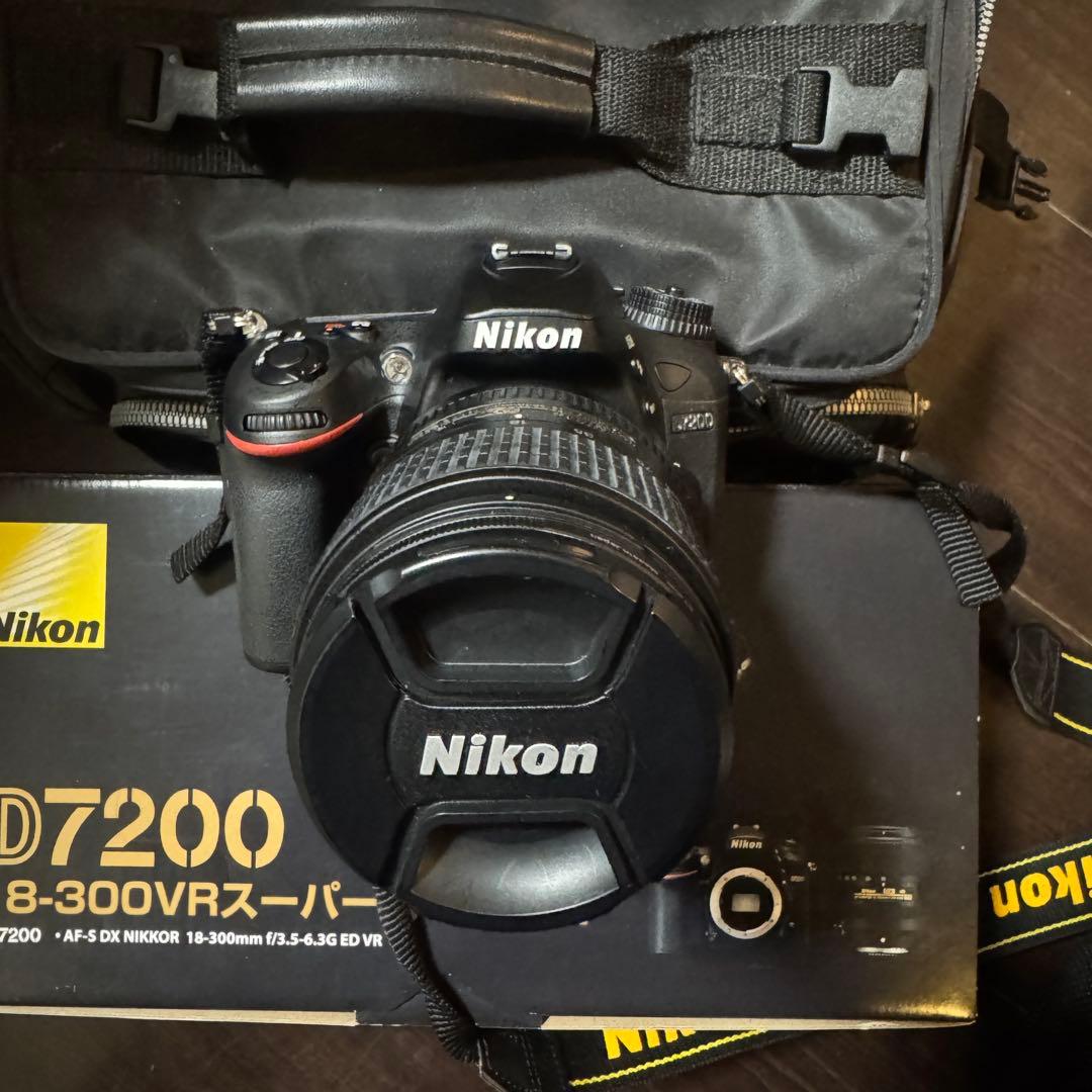 Nikon D7200 18-300mm 超望遠セット 超美品 即使用、発送可