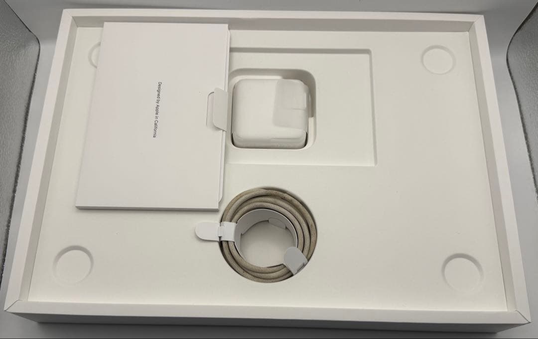 【液晶割れジャンク】Mac Book Air M2 13.6 8GB 512GB